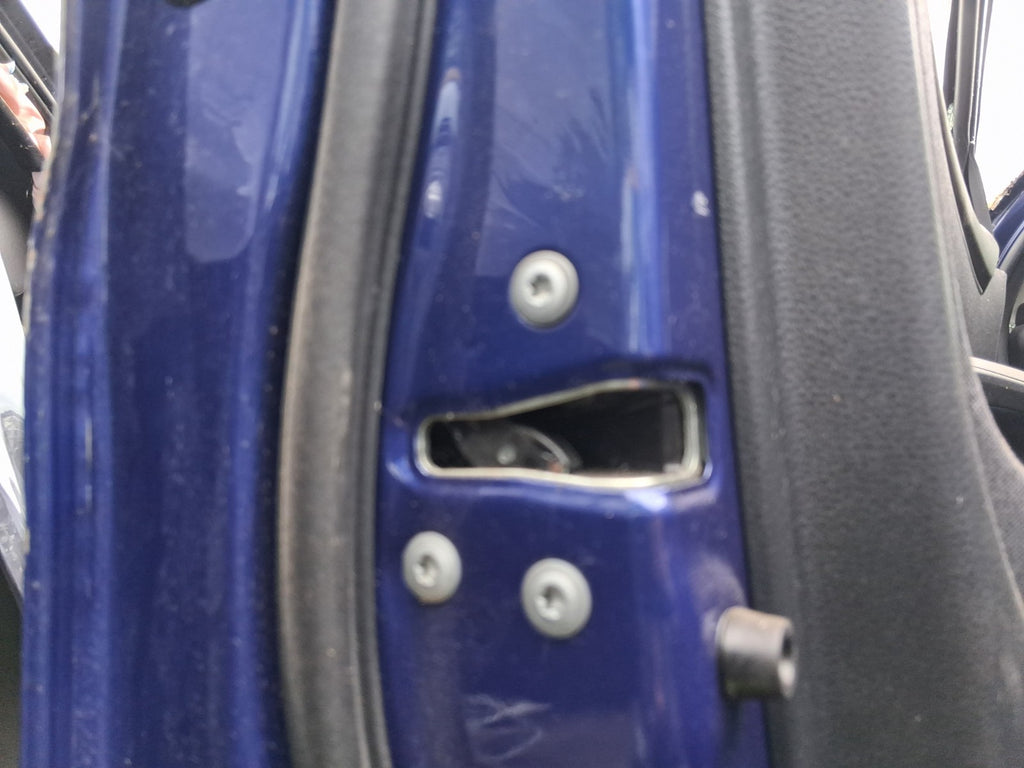 2023 TOYOTA YARIS MK4 NSF PASSENGER SIDE FRONT LEFT DOOR LOCK MECHANISM