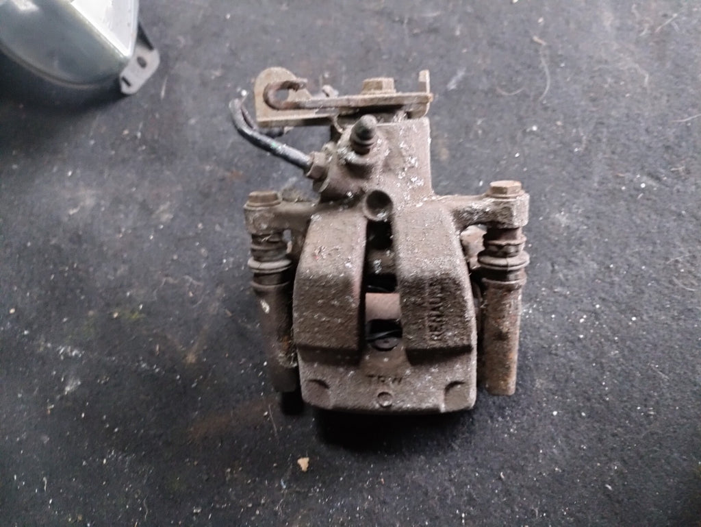 RENAULT MEGANE MK3 2011 OSR DRIVER SIDE REAR BRAKE CALIPER