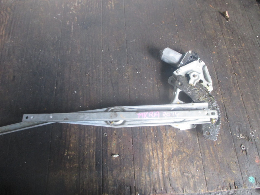NISSAN MICRA 2014 MK4 OSF DRIVER SIDE FRONT WINDOW REGULATOR & MOTOR 827301HB1A