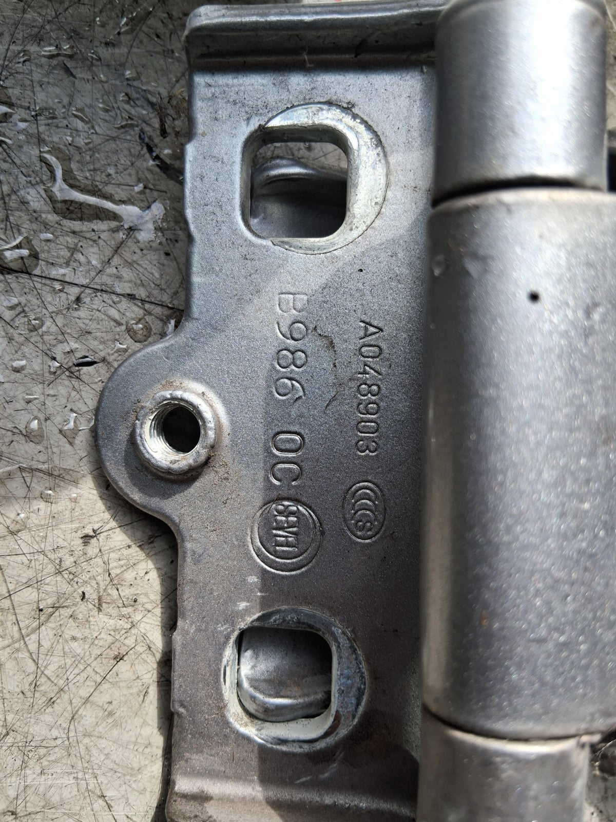 2021 PEUGEOT BOXER MK3 NSR PASSENGER SIDE REAR LEFT DOOR PAIR OF HINGES A048903