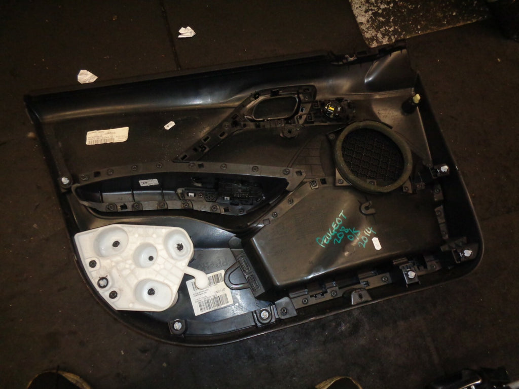 PEUGEOT 208 2014 3 DOOR OS DRIVER SIDE DOOR DOORCARD 491100112819