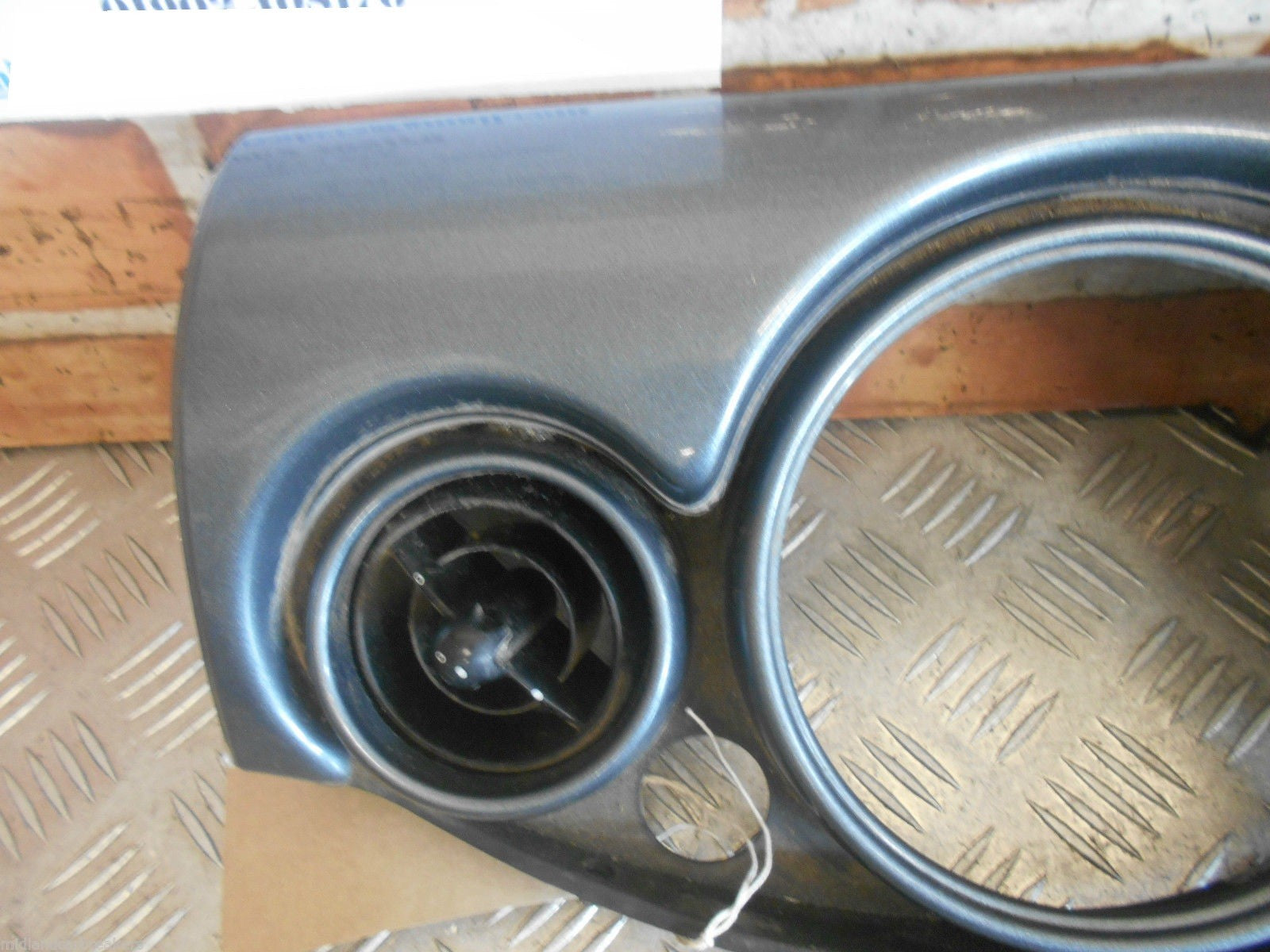 BMW MINI R52 CABRIOLET CONVERTIBLE 2006 HEATER VENT CLOCK SURROUND ASSEMBLY