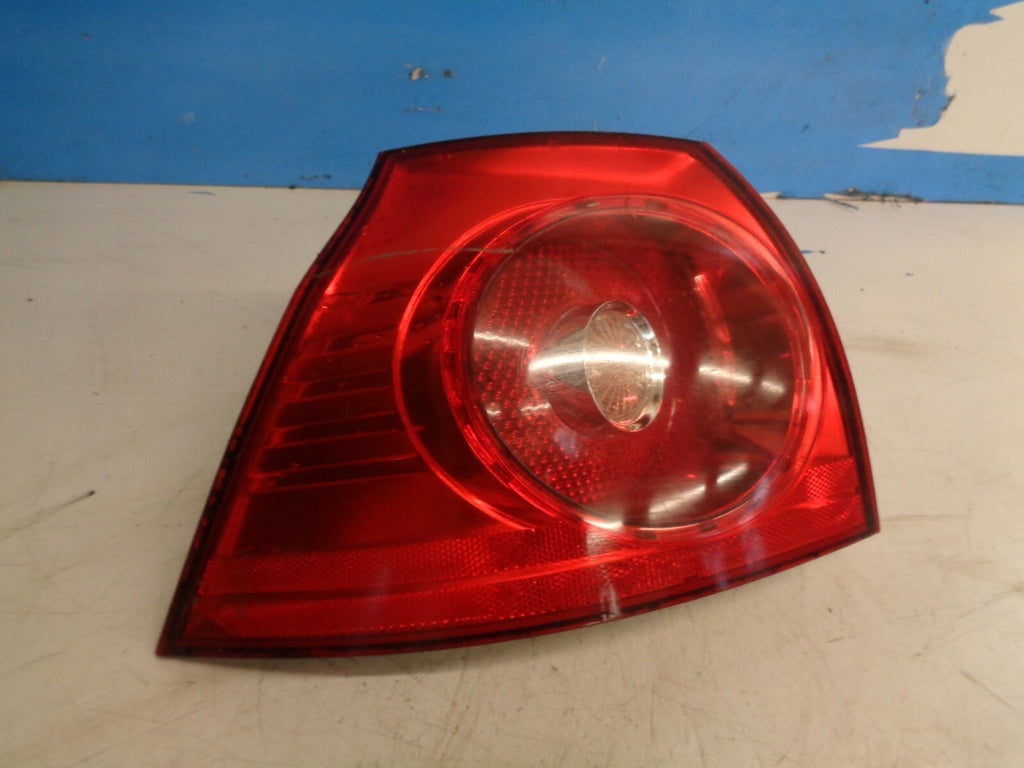 VW VOLKSWAGEN GOLF MK5 2003-2009 NS PASSENGER SIDE REAR LAMP LIGHT 1K6945095AC