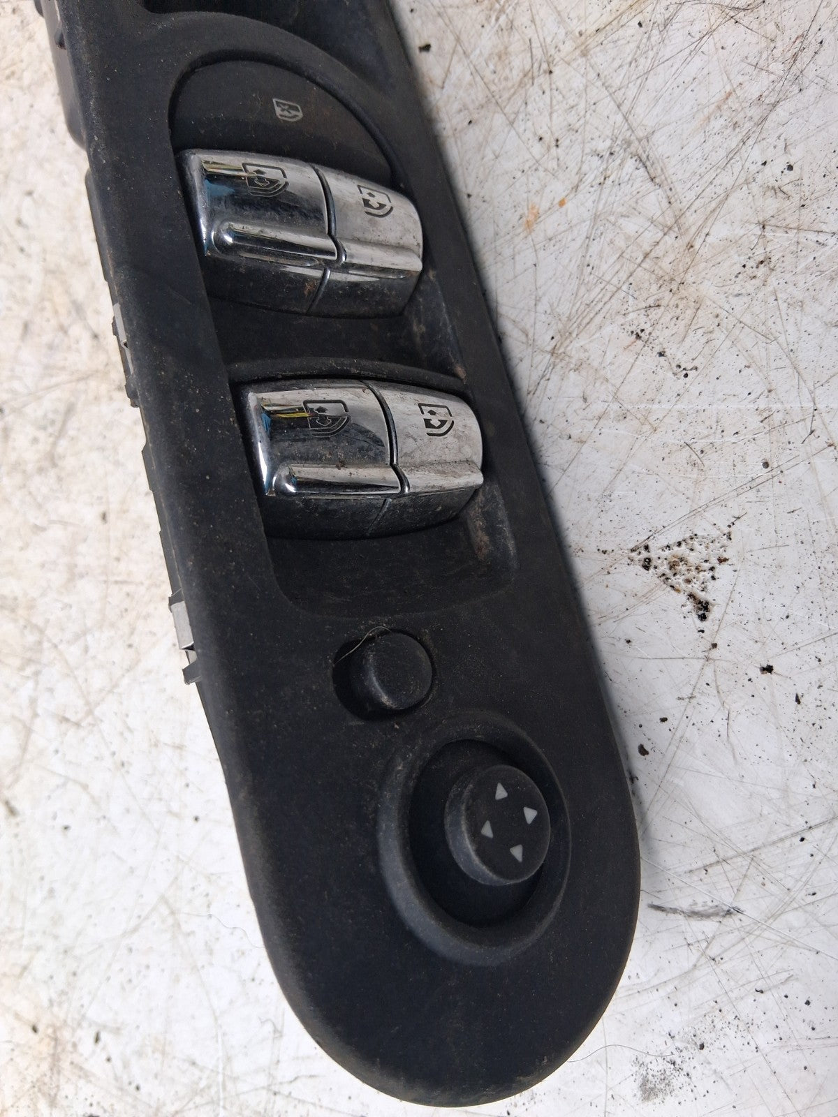 2021 BMW MINI COUNTRYMAN F60 OSF DRIVER SIDE FRONT RIGHT WINDOW SWITCH 9354859