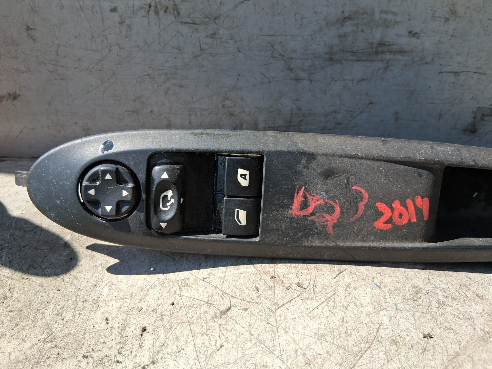 2011 CITROEN DS3 OSF DRIVER SIDE FRONT RIGHT WINDOW CONTROL SWITCH 96652235XT