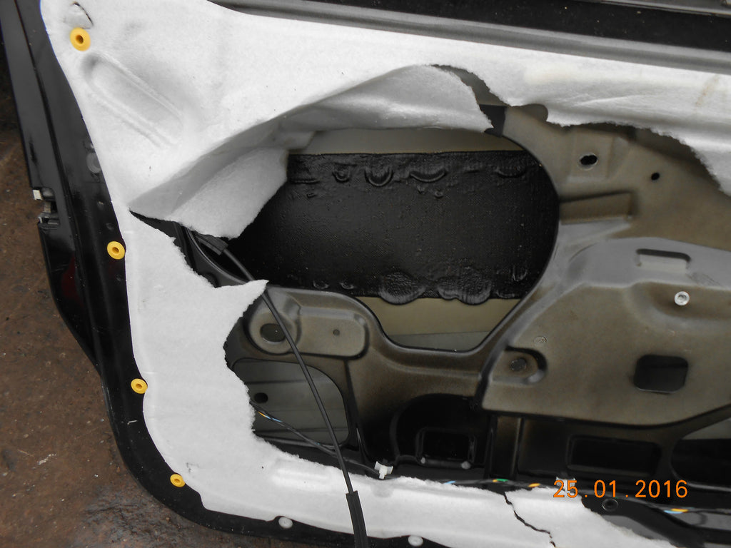 FIAT GRANDE PUNTO 2009 3 DOOR NS PASSENGER SIDE DOOR BLACK DAMAGED SIDE