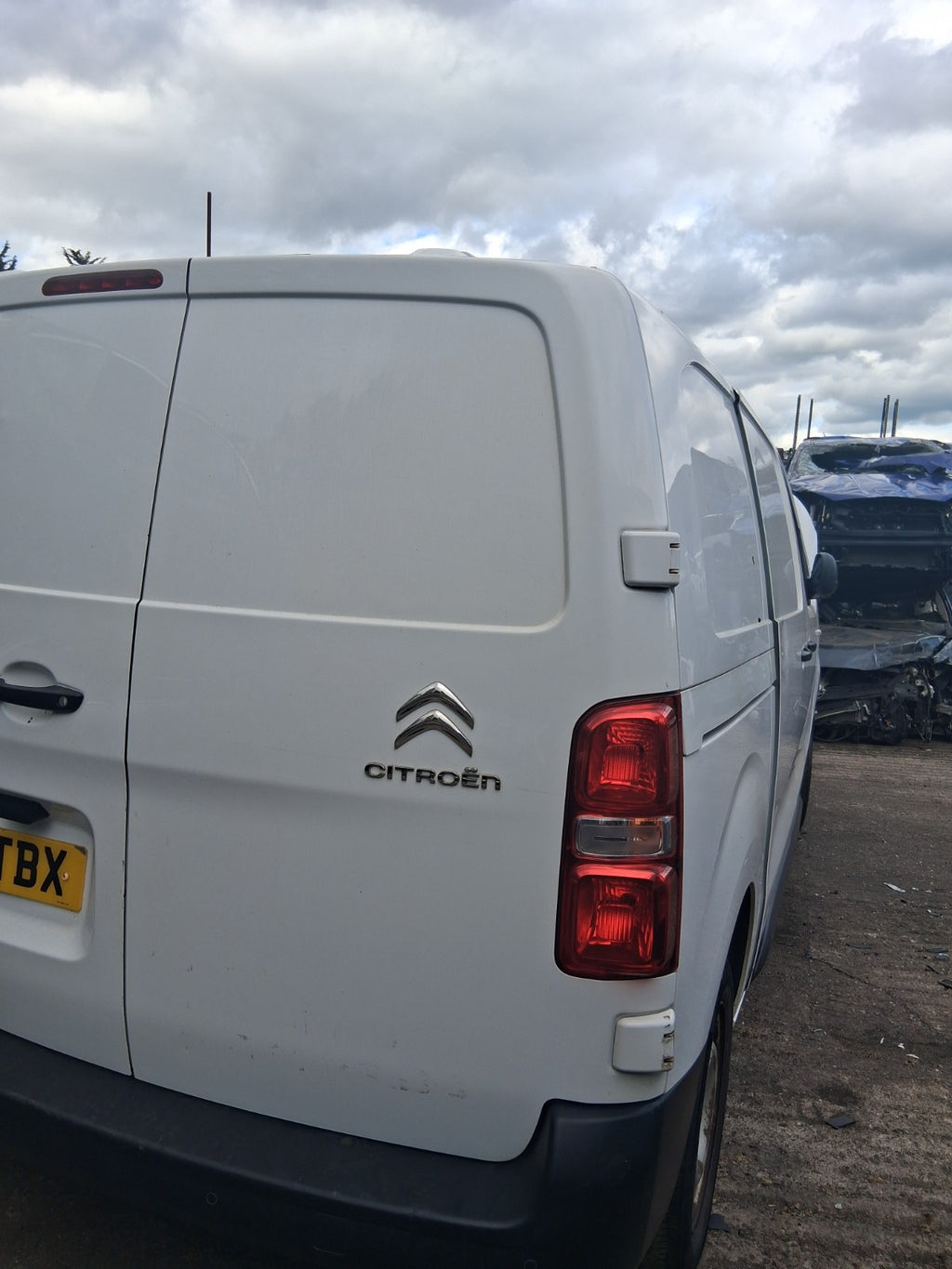 2019 CITROEN DISPATCH VIVARO MK3 OSR DRIVER SIDE REAR COMPLETE DOOR WHITE EWP