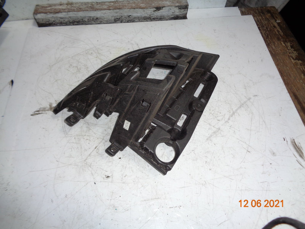 CITROEN C5 AIRCROSS 2019 OSR DRIVER SIDE REAR BUMPER BRACKET PLASTIC TRIM CORNER