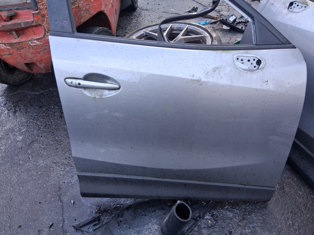 2013 MAZDA CX 5 MK1 OSF DRIVER SIDE FRONT RIGHT BARE DOOR LIQUID SILVER P38