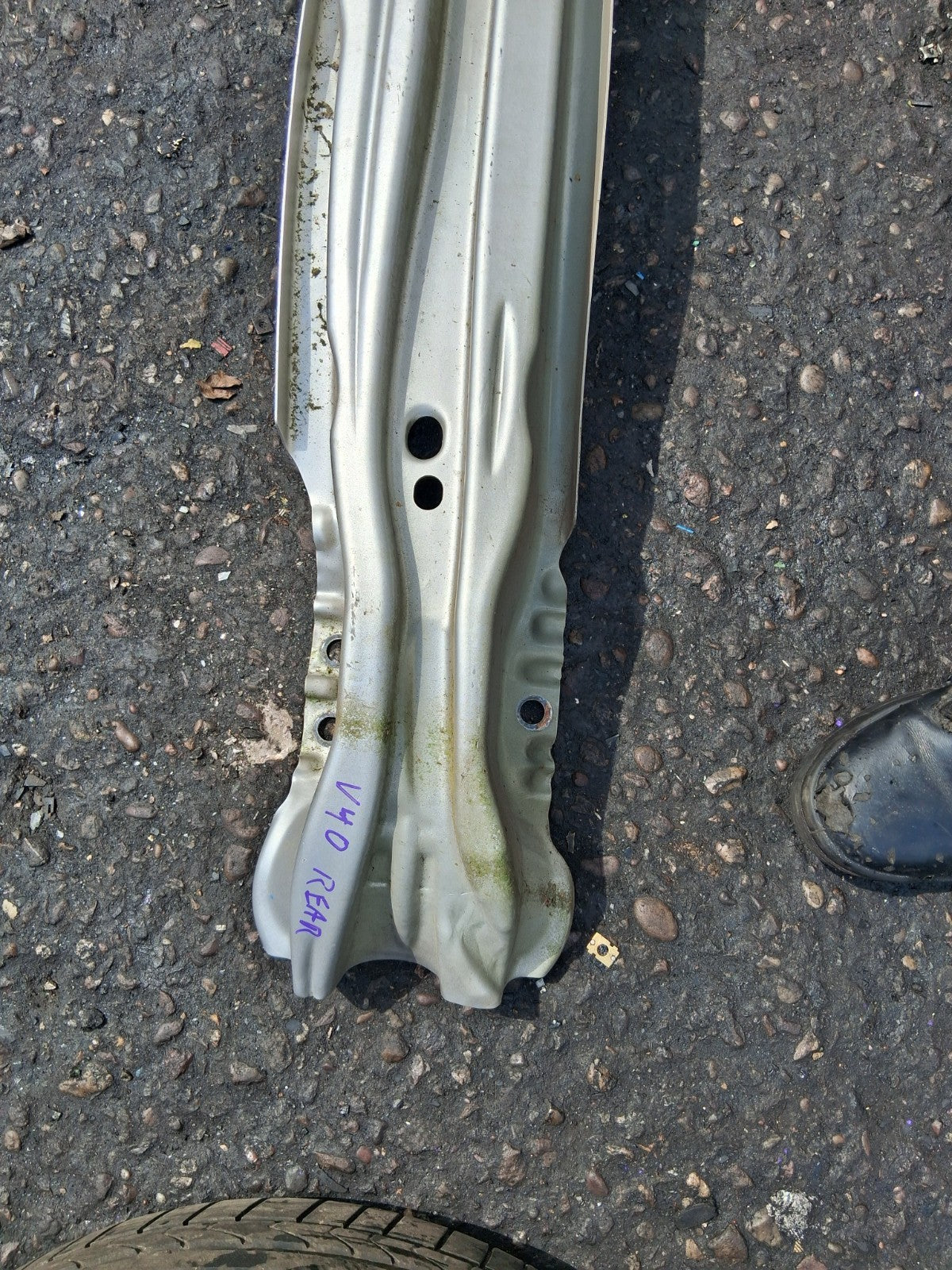 2016 VOLVO V40 D3 REAR BUMPER CRASH BAR REINFORCEMENT BAR