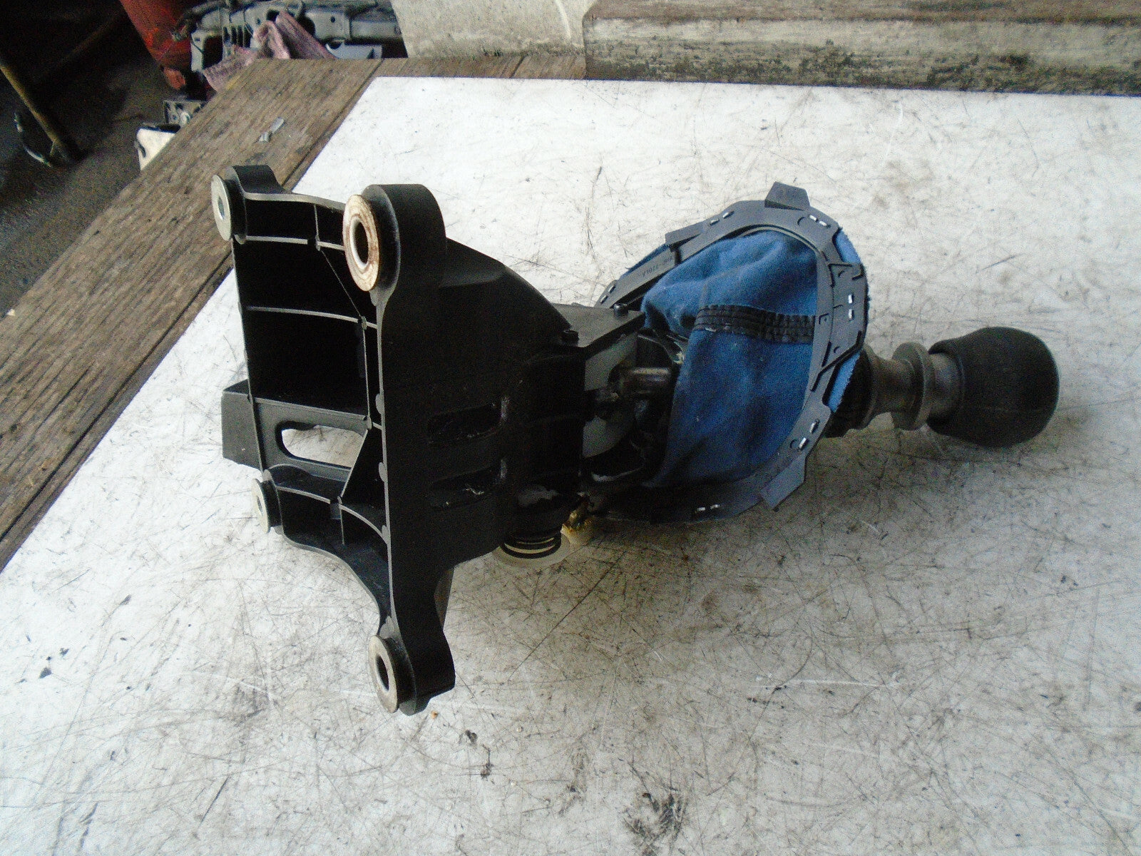 TOYOTA VERSO S 2016 MANUAL 6 SPEED GEARSTICK GEARSHIFTER