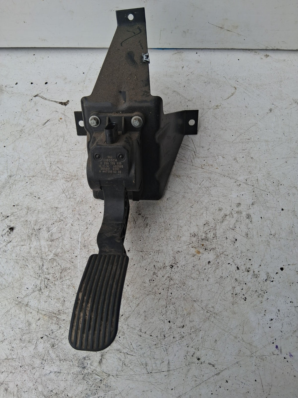 2020 MERCEDES BENZ SPRINTER OSF THROTTLE ACCELERATOR PEDAL 0280755025