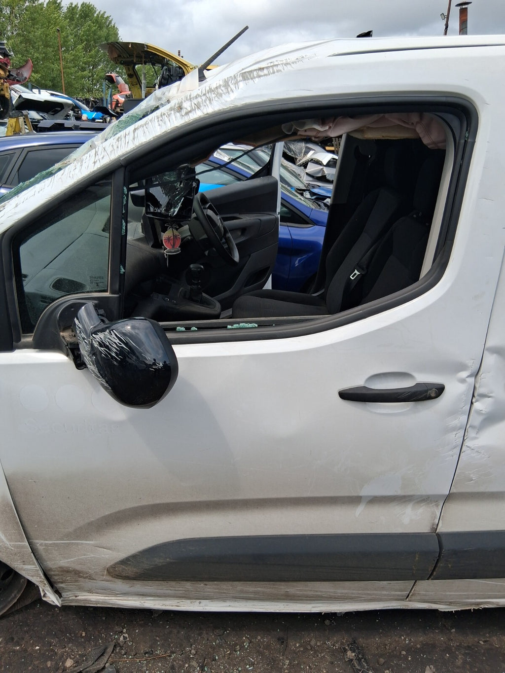 2024 TOYOTA PROACE CITY NS PASSENGER FRONT BARE DOOR DAMAGED EPR ICY WHITE
