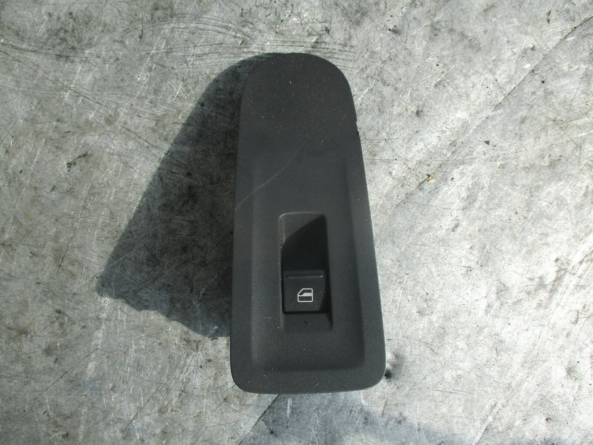 VW VOLKSWAGEN UP SEAT MII 1S NSF PASSENGER SIDE FRONT WINDOW SWITCH 1S0867255E