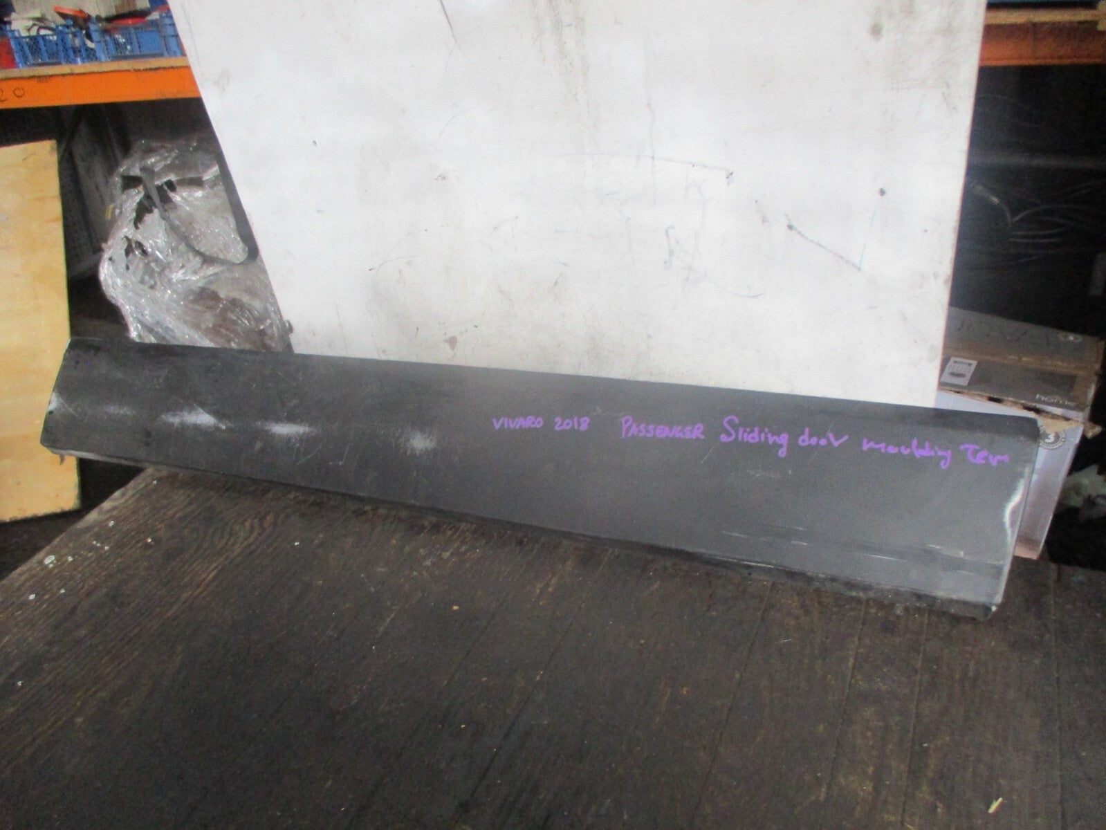 VAUXHALL VIVARO X82 MK2 2018 OS DRIVER SIDE SLIDING DOOR MOULDING TRIM 93867912
