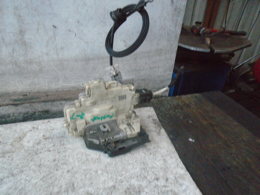 VW VOLKSWAGEN PASSAT 2007 B6 OSR DRIVER SIDE REAR DOOR LOCK MECHANISM 3C4839016A