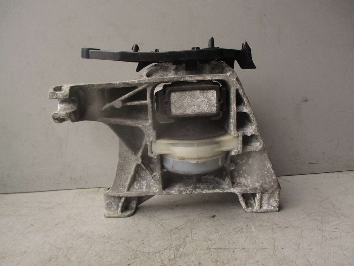 2021 VAUXHALL VIVARO MK3 1.5 DIESEL RIGHT ENGINE MOUNTING 9819665580