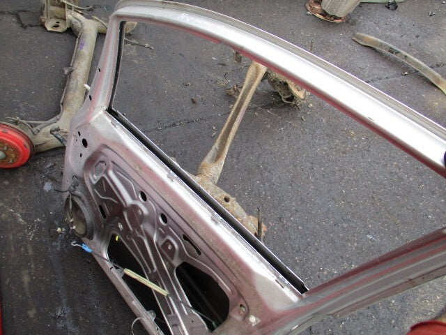 VAUXHALL ZAFIRA B 2013 OSF DRIVER SIDE FRONT BARE DOOR SILVER
