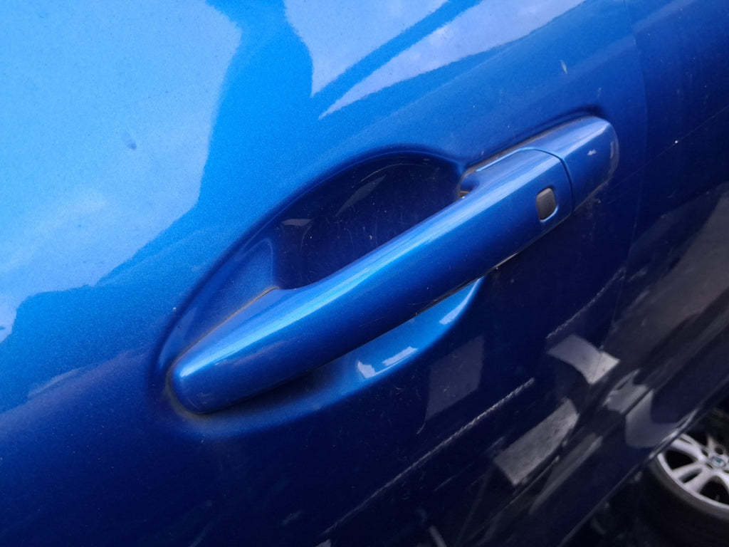 2021 SUZUKI SWIFT A2L MK4 NSF PASSENGER SIDE EXTERIOR DOOR HANDLE BLUE ZWG