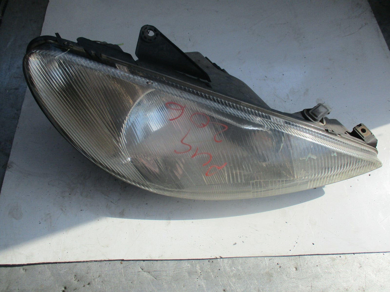 PEUGEOT 206 OSF DRIVER SIDE HEADLIGHT HEAD LAMP FRONT RIGHT