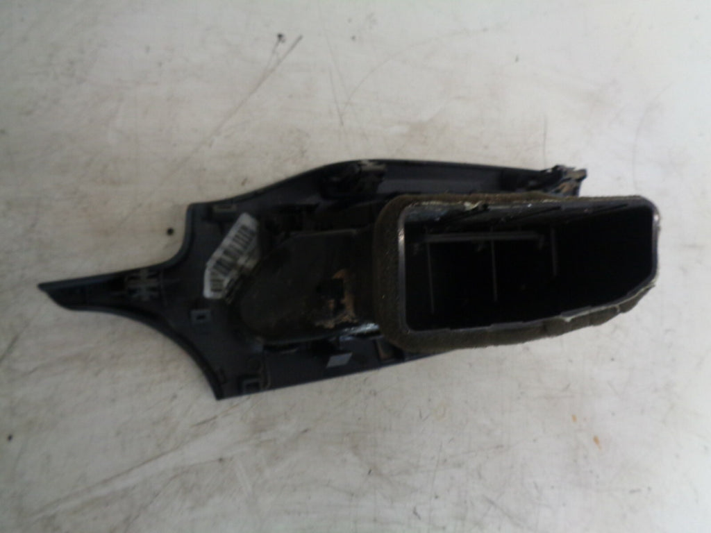 VAUXHALL CORSA E MK4 1.2 OS DRIVER SIDE DASH AIR GRILL VENT 13377948