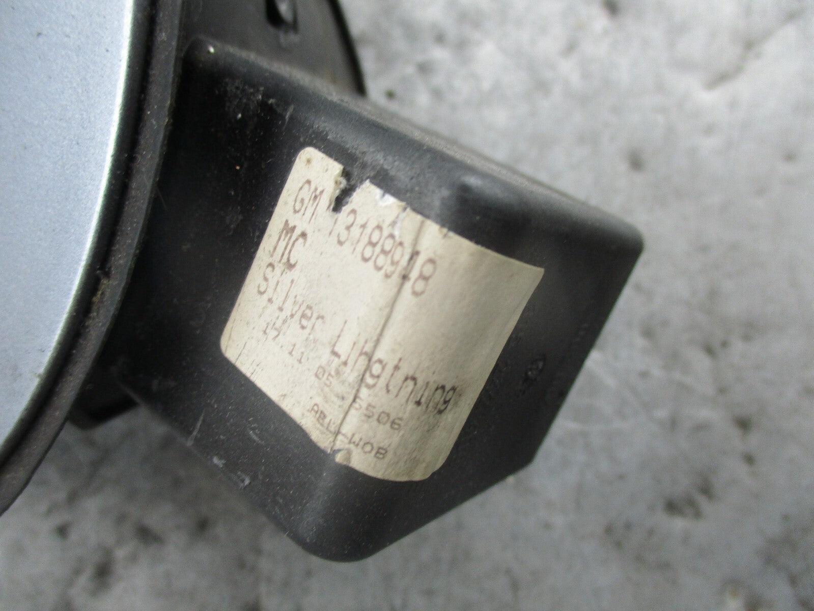 VAUXHALL ASTRA H MK5 DIESEL FUEL CAP COVER GREY 13188948