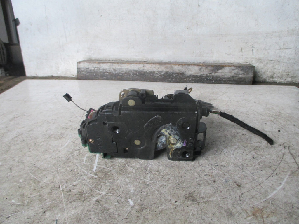 VW VOLKSWAGEN GOLF OSR DRIVER SIDE REAR DOOR LOCK