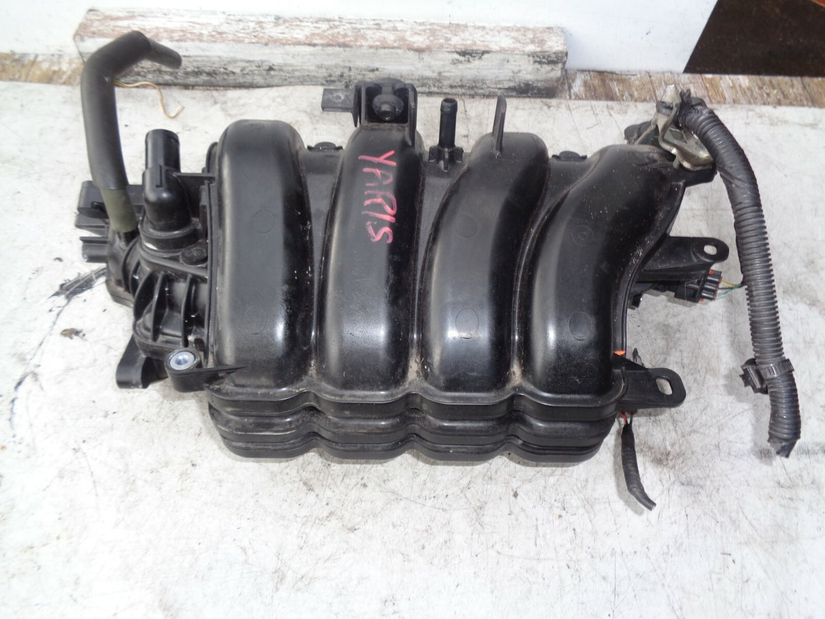 TOYOTA YARIS MK3 2013 PETROL PLASTIC ENGINE INLET MANIFOLD