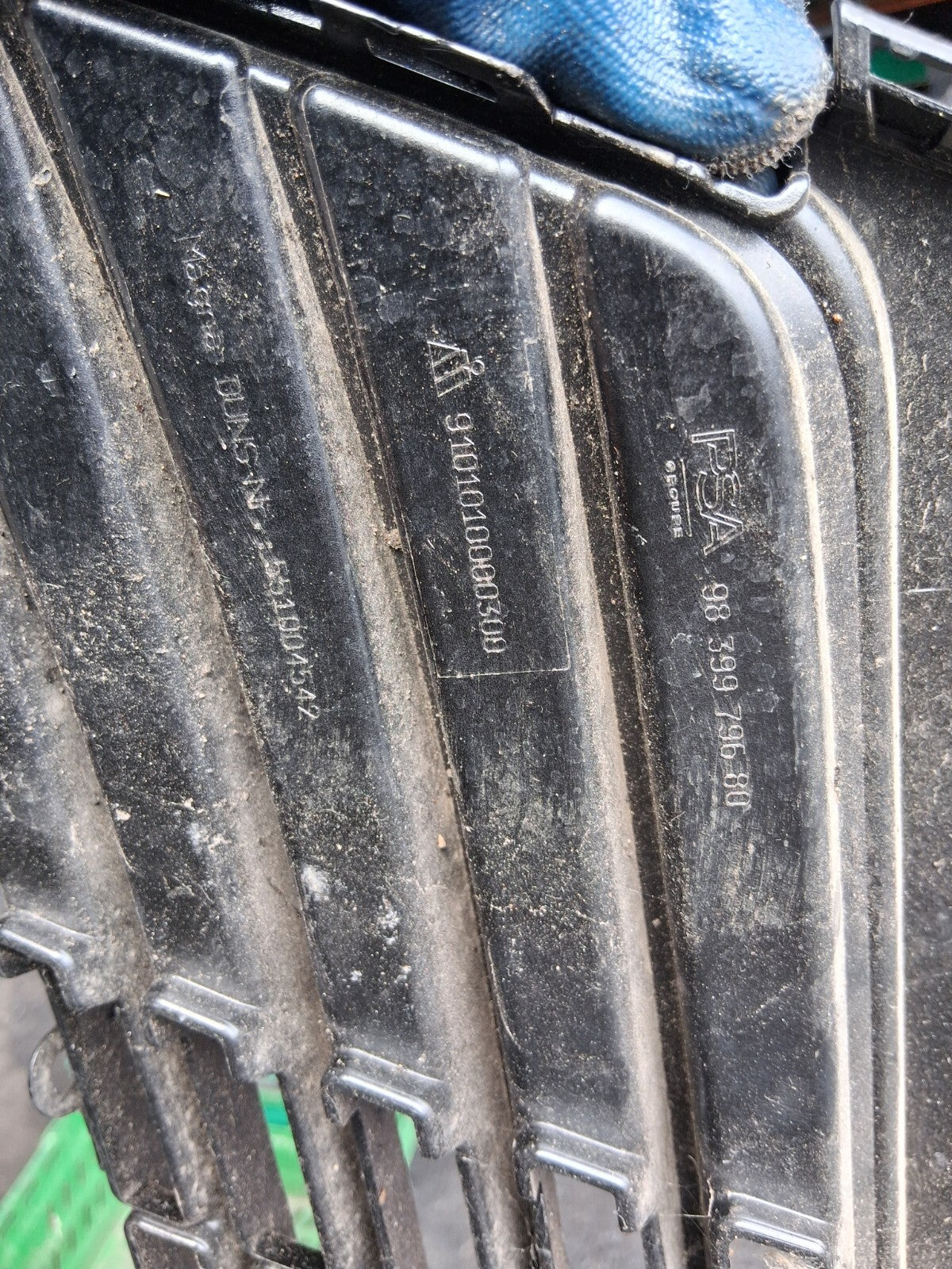 2024 VAUXHALL ASTRA L ESTATE FRONT BUMPER LOWER GRILL WITHOUT SENSOR 9839979680
