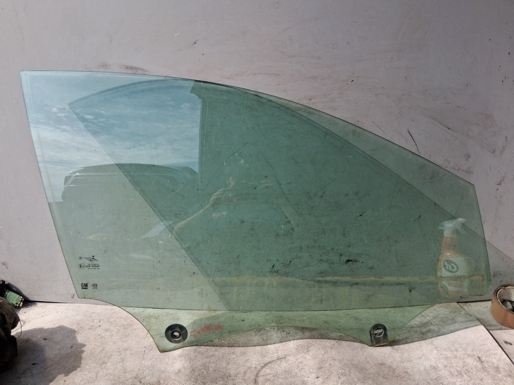 2019 PEUGEOT 5008 MK2 OSF DRIVER SIDE FRONT RIGHT WINDOW GLASS