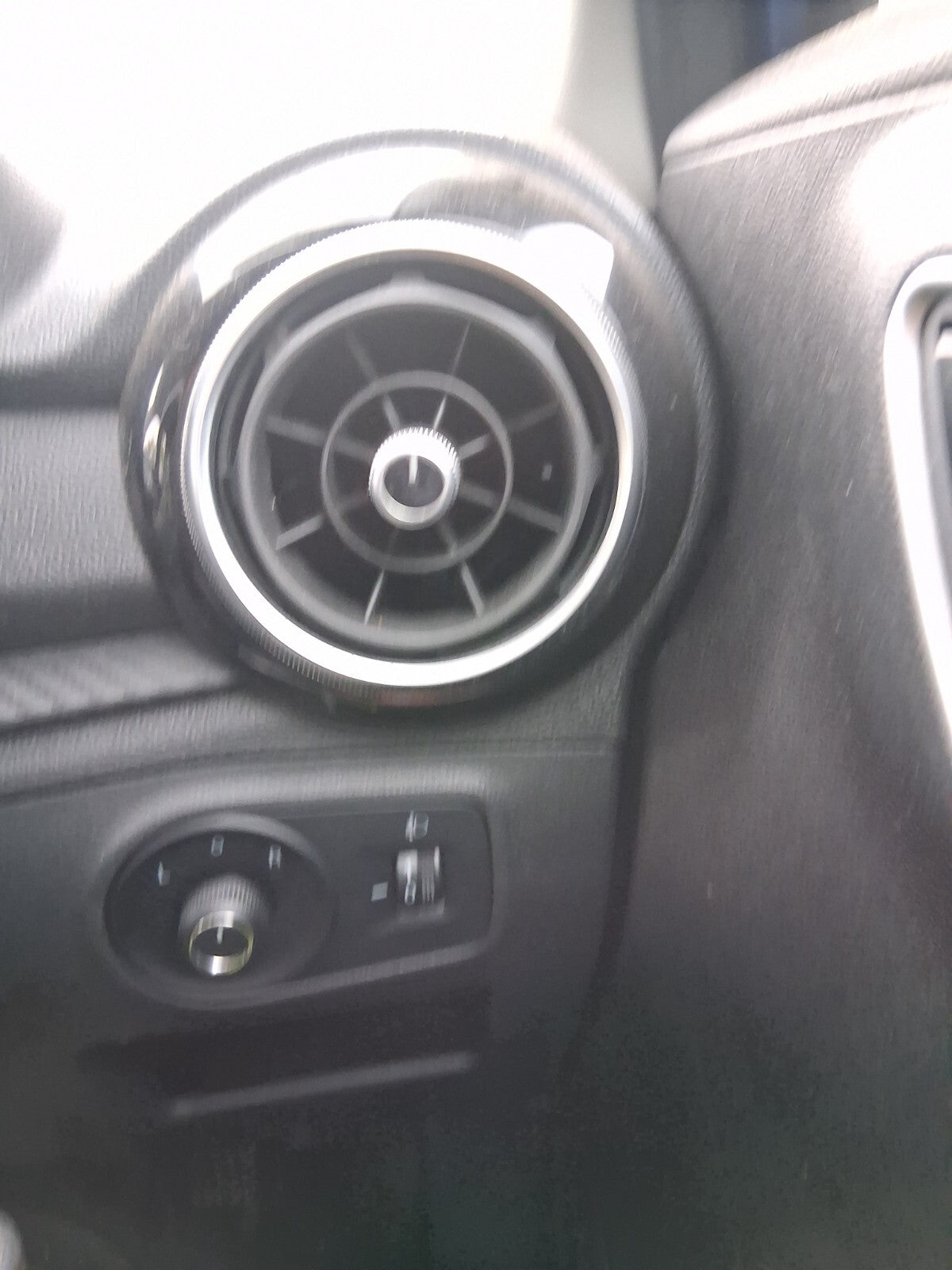 2021 MG 3 MK2 EXCLUSIVE OSF DRIVER SIDE FRONT RIGHT AIRVENT