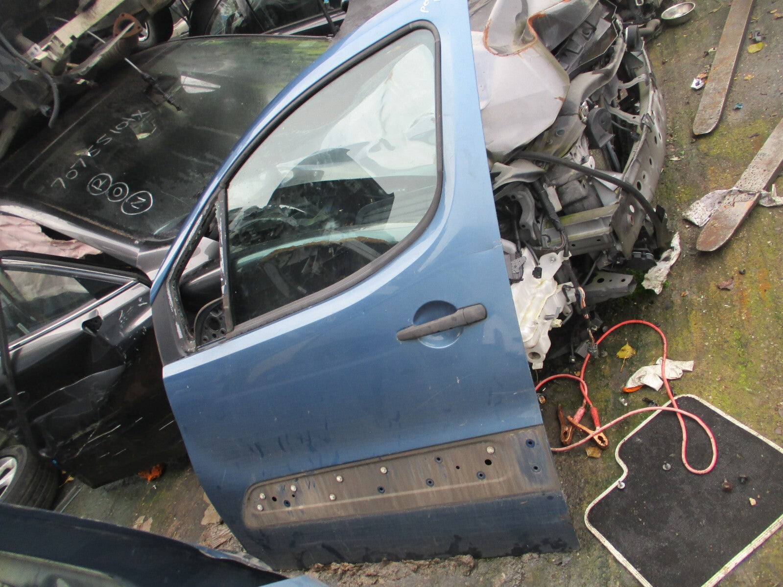 2009 PEUGEOT PARTNER MK2 NSF PASSENGER SIDE FRONT BARE DOOR BLUE