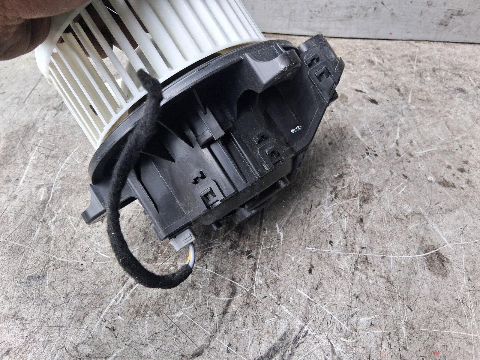 2023 FORD TRANSIT MK8 350 2.0 DIESEL AC AIR CON HEATER BLOWER MOTOR BK2T18456BD