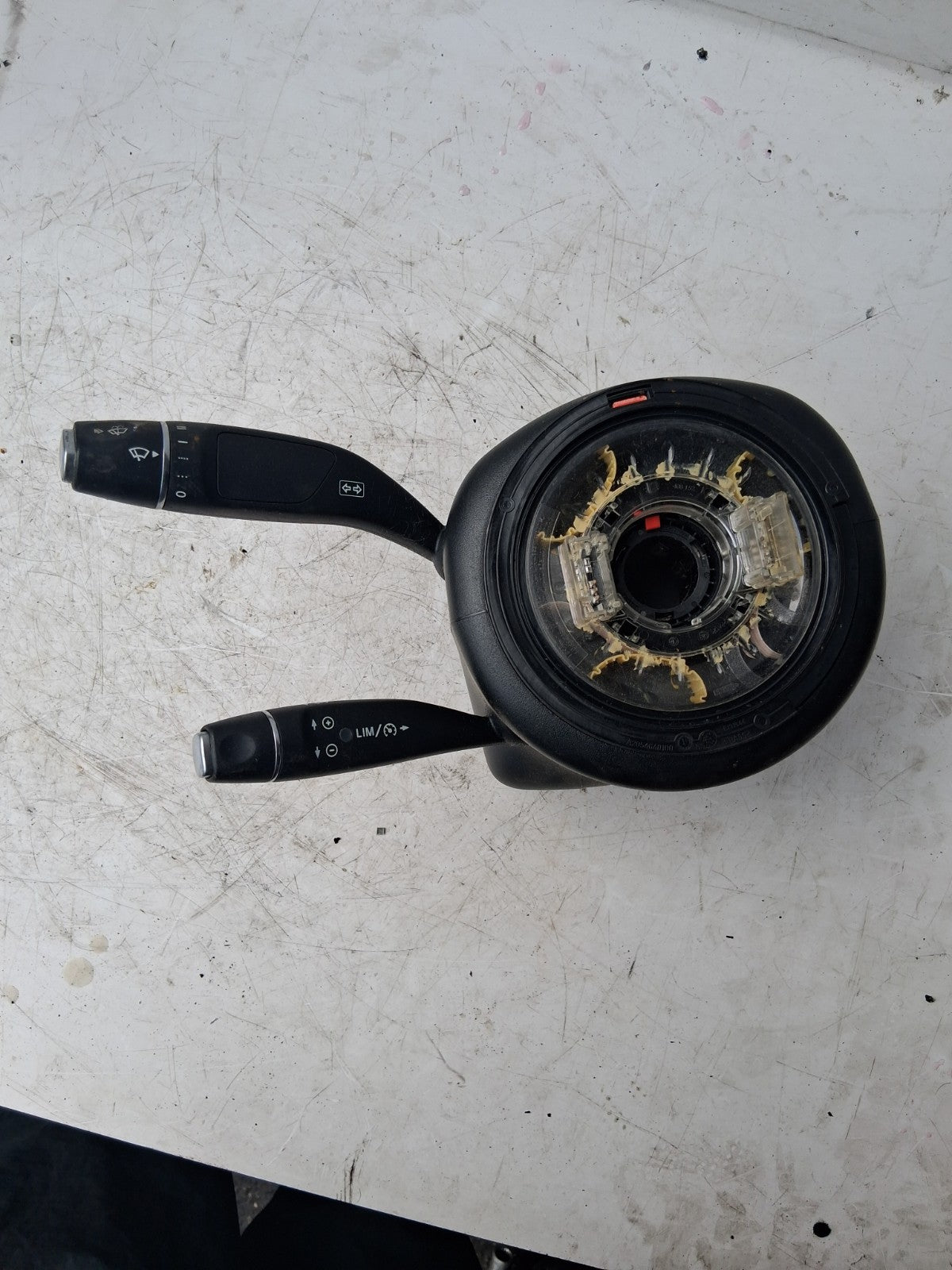 2014 MERCEDES BENZ W204 C COUPE INDICATOR STAL WITH SQUIB A2129007923