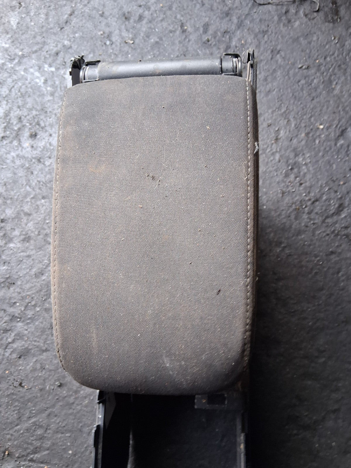 2015 VOLKSWAGEN GOLF MK7 COMPLETE CENTRE CONSOLE ARM REST TRIM