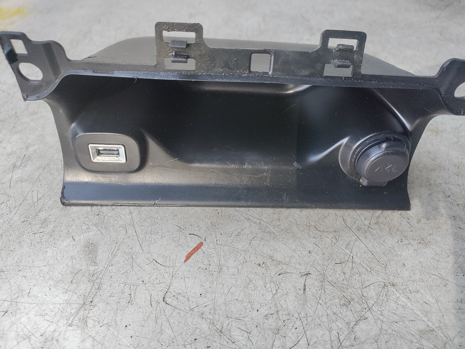 2019 CITROEN C4 CACTUS USB PORT SOCKET OUTLET