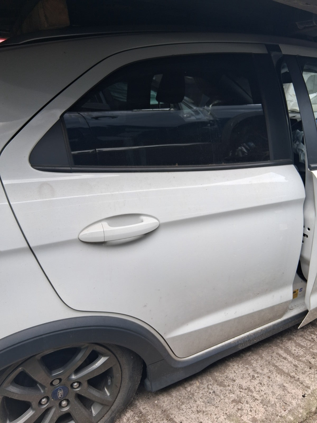 2018 FORD KA + PLUS MK3 HATCHBACK OSR DRIVER SIDE REAR BARE DOOR WHITE