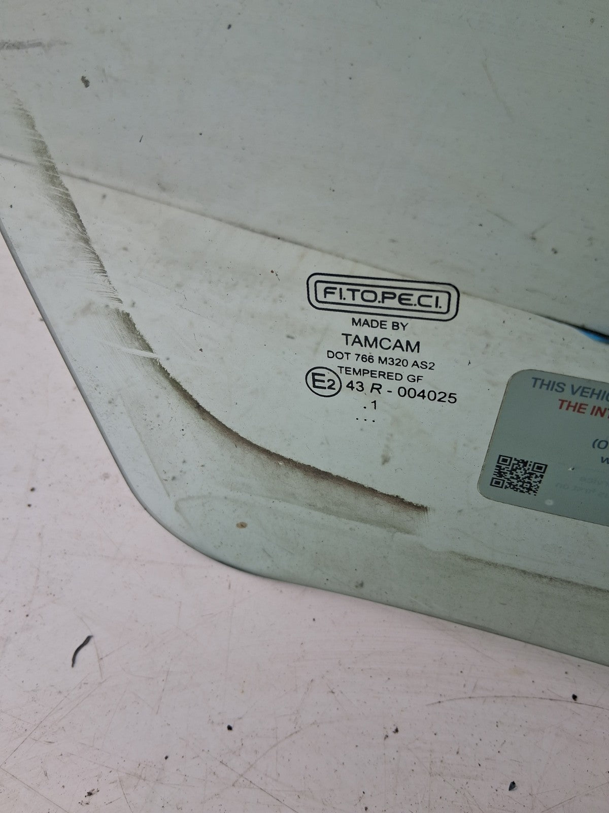 2015 FIAT FIORINO OSF OFF RIGH DRIVER SIDE FRONT WINDOW GLASS 43R004025