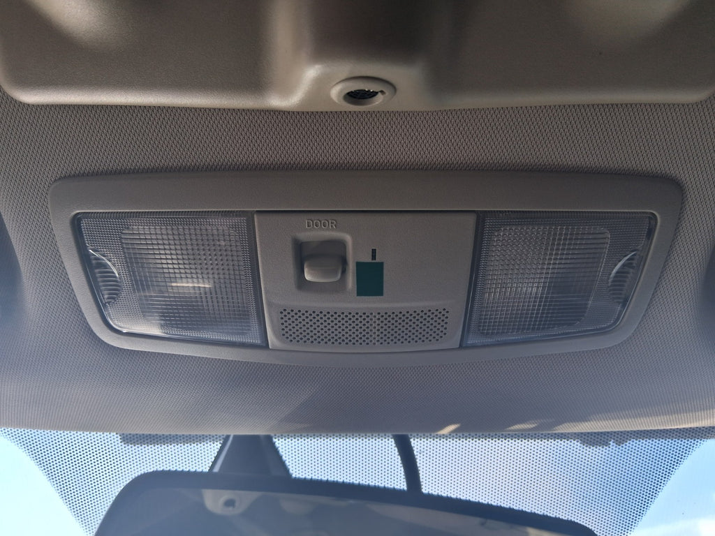 2018 MITSUBISHI OUTLANDER MK3 FRONT INTERIOR ROOF READING LIGHT