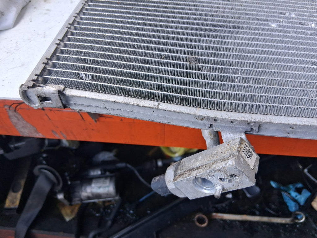 2015 MERCEDES C CLASS W204 COOLANT RADIATOR A2045000554