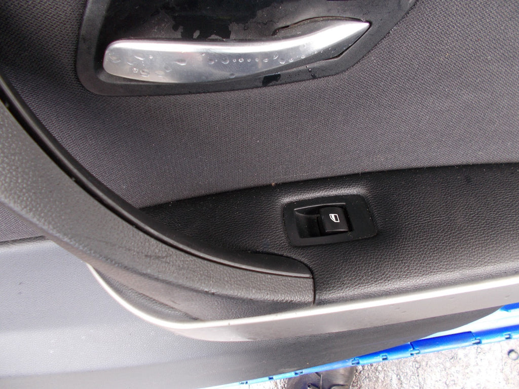 2007 BMW 320D SE E90 OSR DRIVERS SIDE REAR DOOR CARD