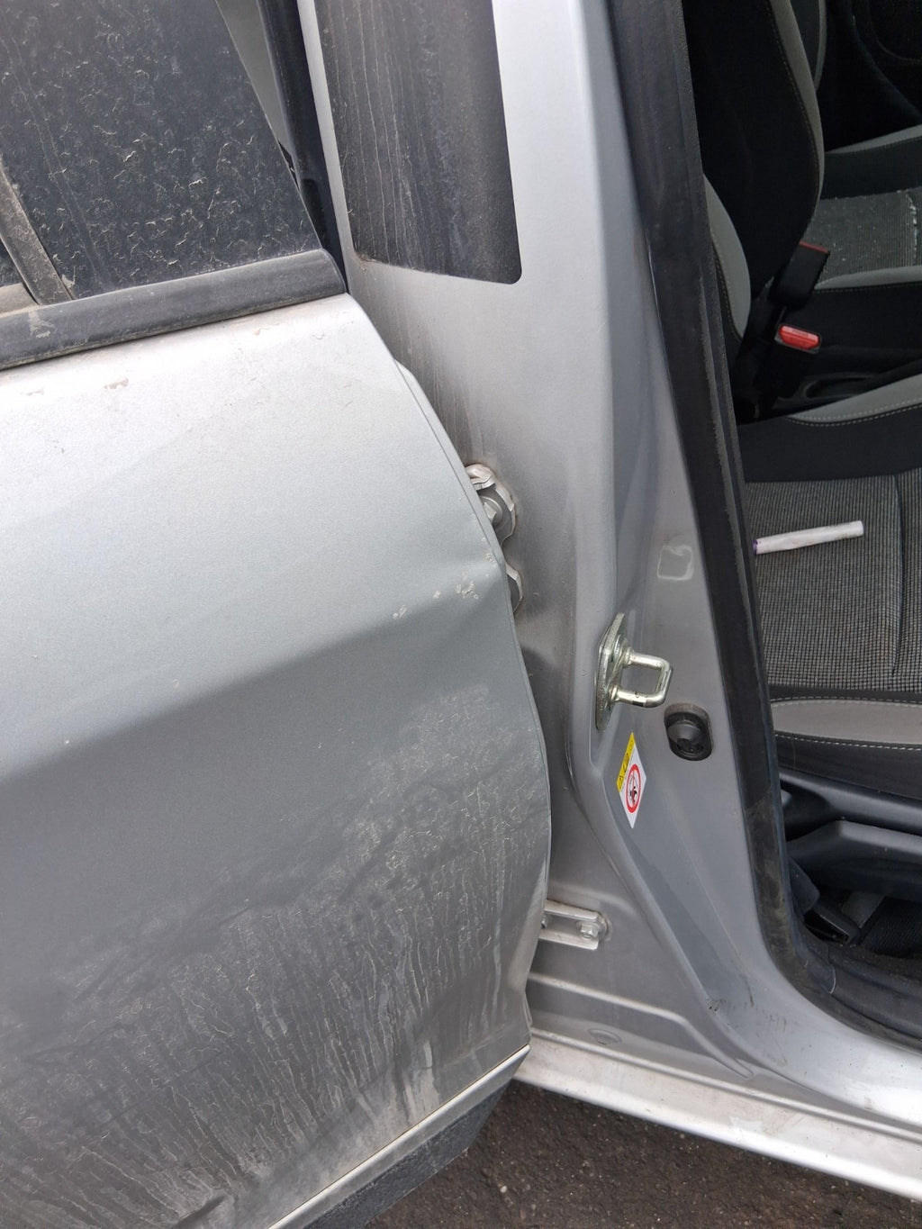 TOYOTA YARIS MK3 2019 OSR DRIVER SIDE REAR BARE DOOR SILVER 2SN