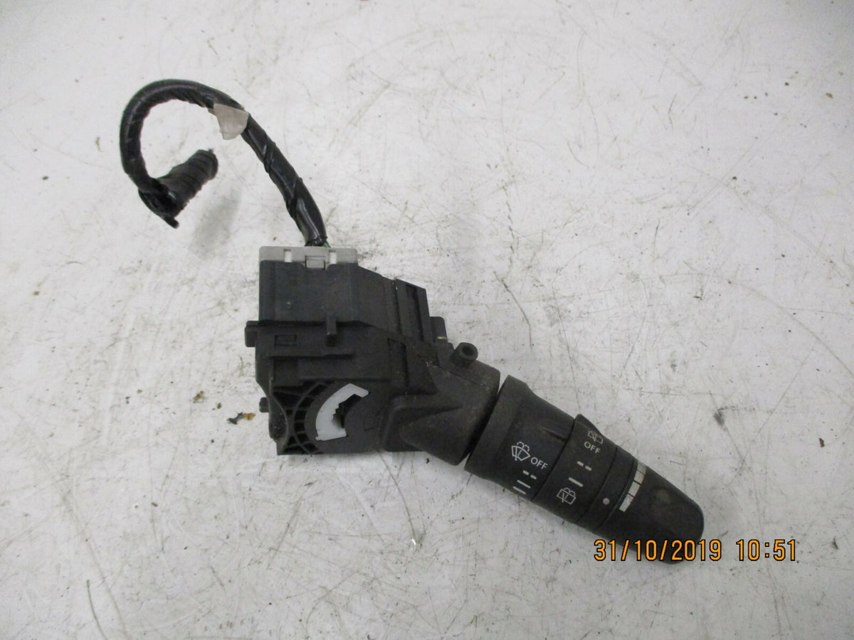 NISSAN X TRAIL T30 2005 MK1 WINDSCREEN WIPER CONTROL SWITCH STALK 252608H705