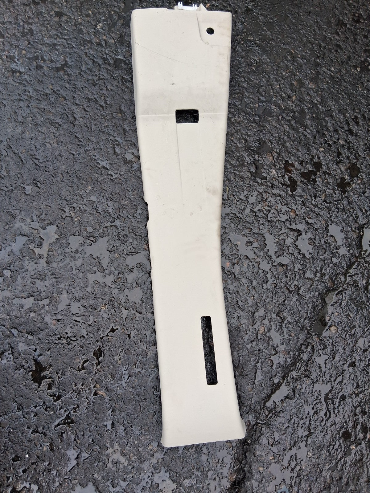 2024 FIAT DUCATO MK3 OSF DRIVER SIDE FRONT B PILLAR TRIM PANEL 1305995070
