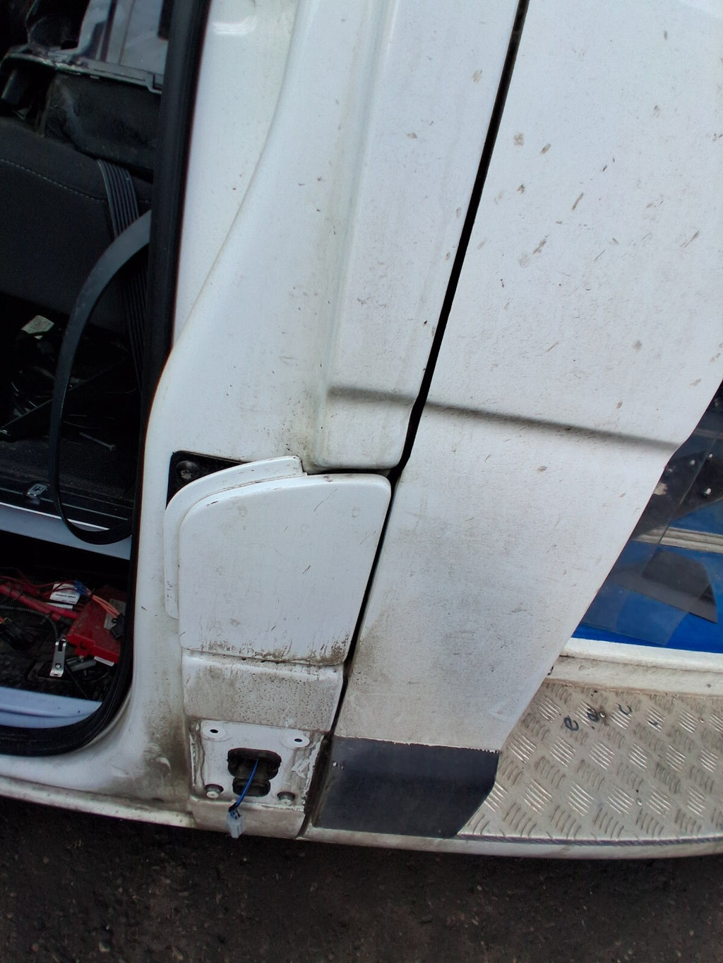 2024 NISSAN INTERSTAR RENAULT MASTER MK3 FUEL FILLER FLAP WHITE