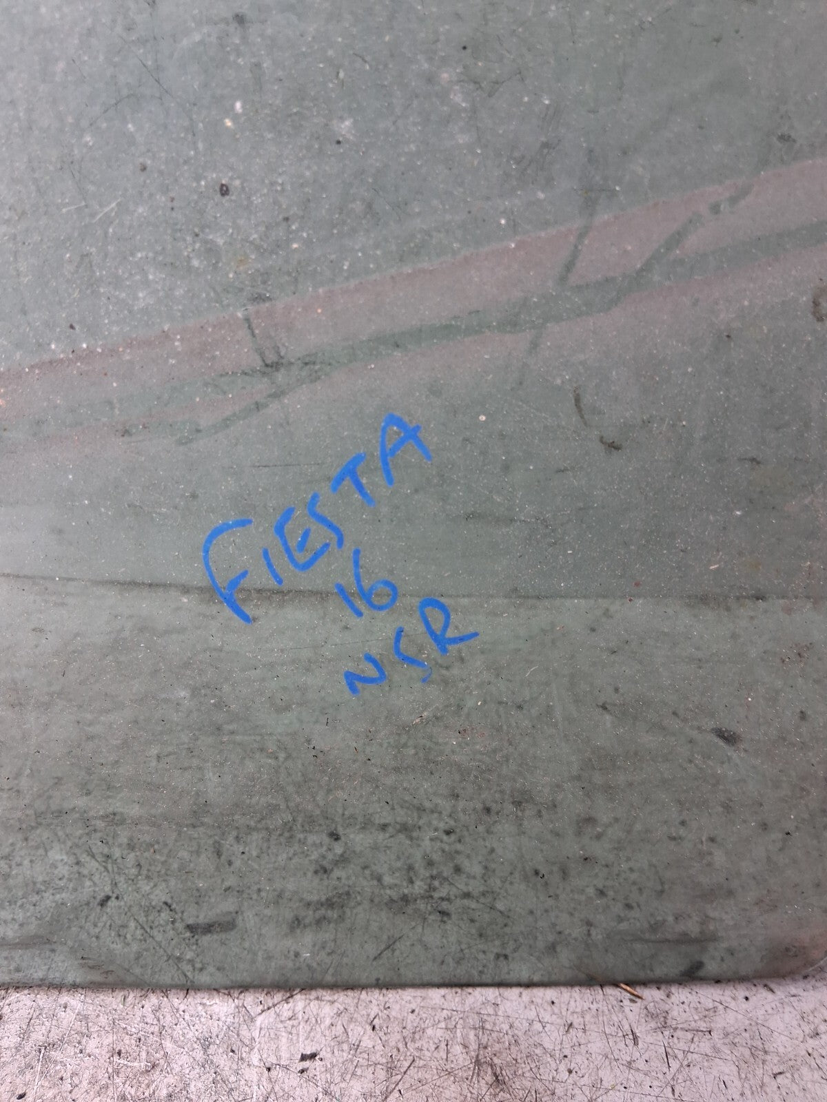 FORD FIESTA MK7 2016 NSR PASSENGER SIDE REAR LEFT WINDOW GLASS 43R000382