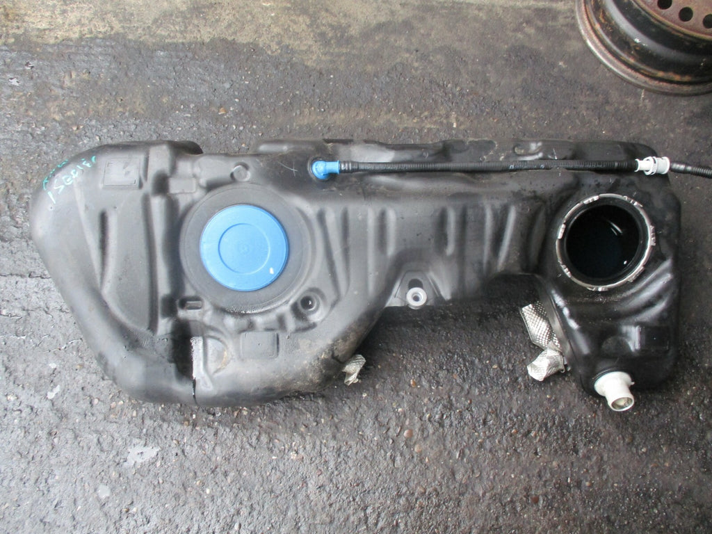 BMW 1 SERIES F20 F21 DIESEL FUEL TANK
