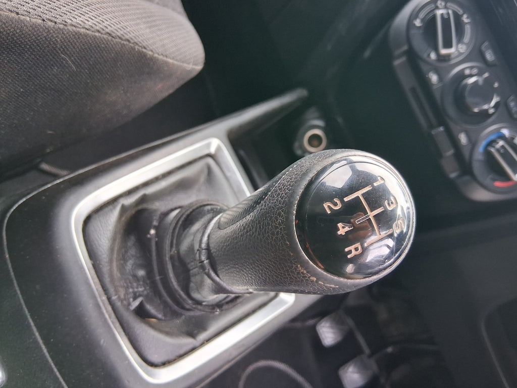 2019 SUZUKI SWIFT MK4 MANUAL GEAR STICK GEAR SHIFTER GEAR LEVER