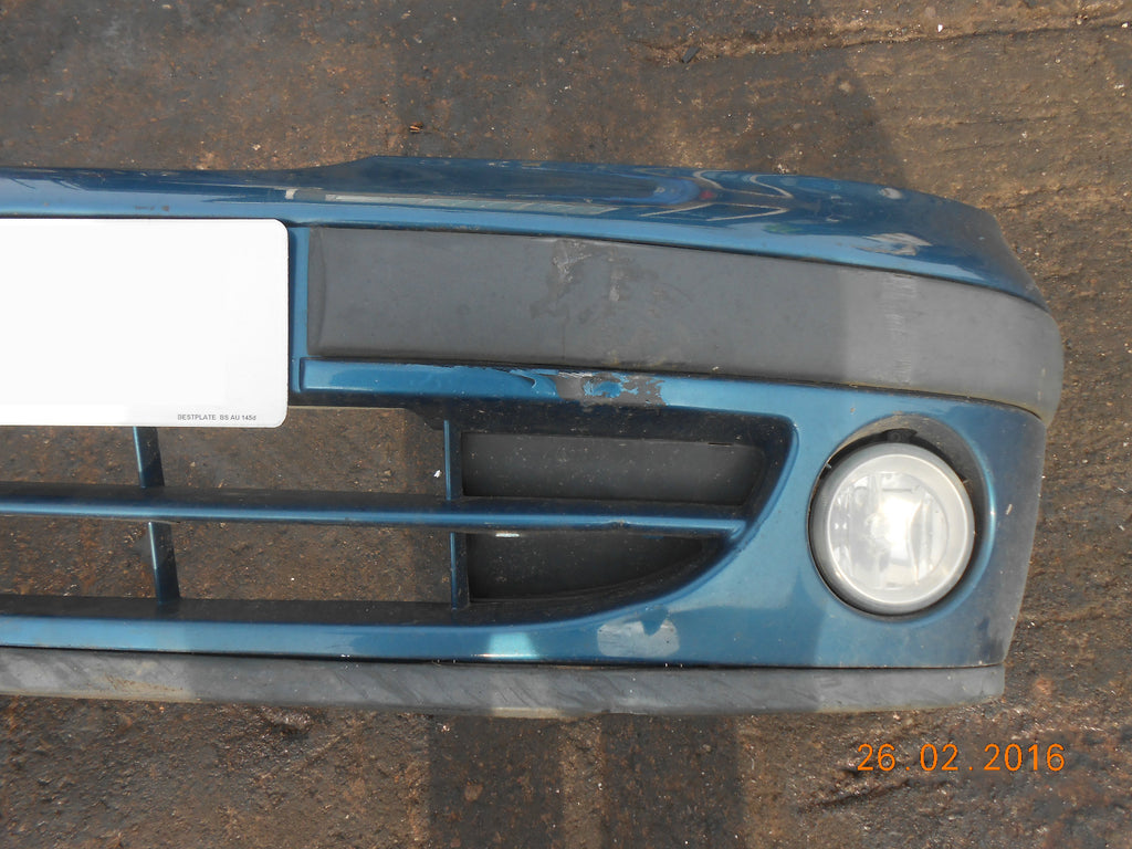 RENAULT CLIO 1999 MK2 FRONT BUMPER WITH FOG LIGHTS IN BLUE GREEN