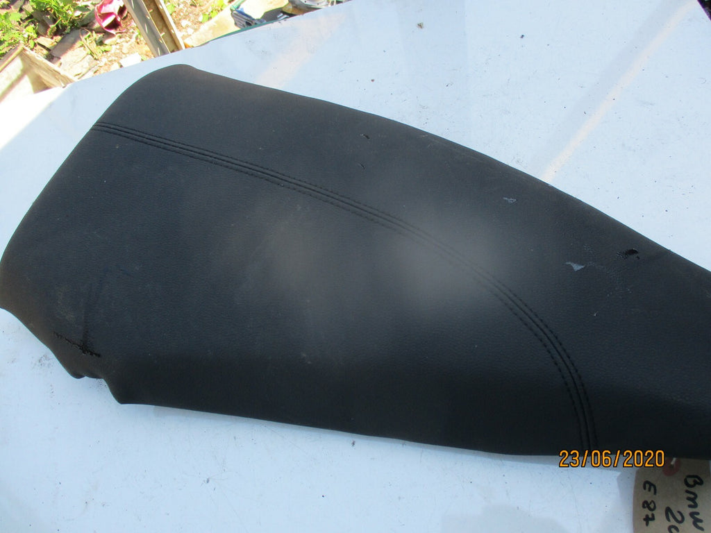 BMW 1 SERIES 2008 E87 2008 OS DRIVER SEAT CORNER REST TRIM PANEL 7118682